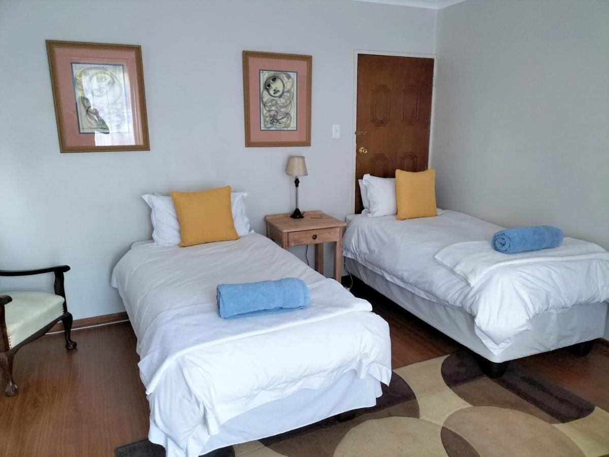 Park Living Guesthouse Bloemfontein Dış mekan fotoğraf